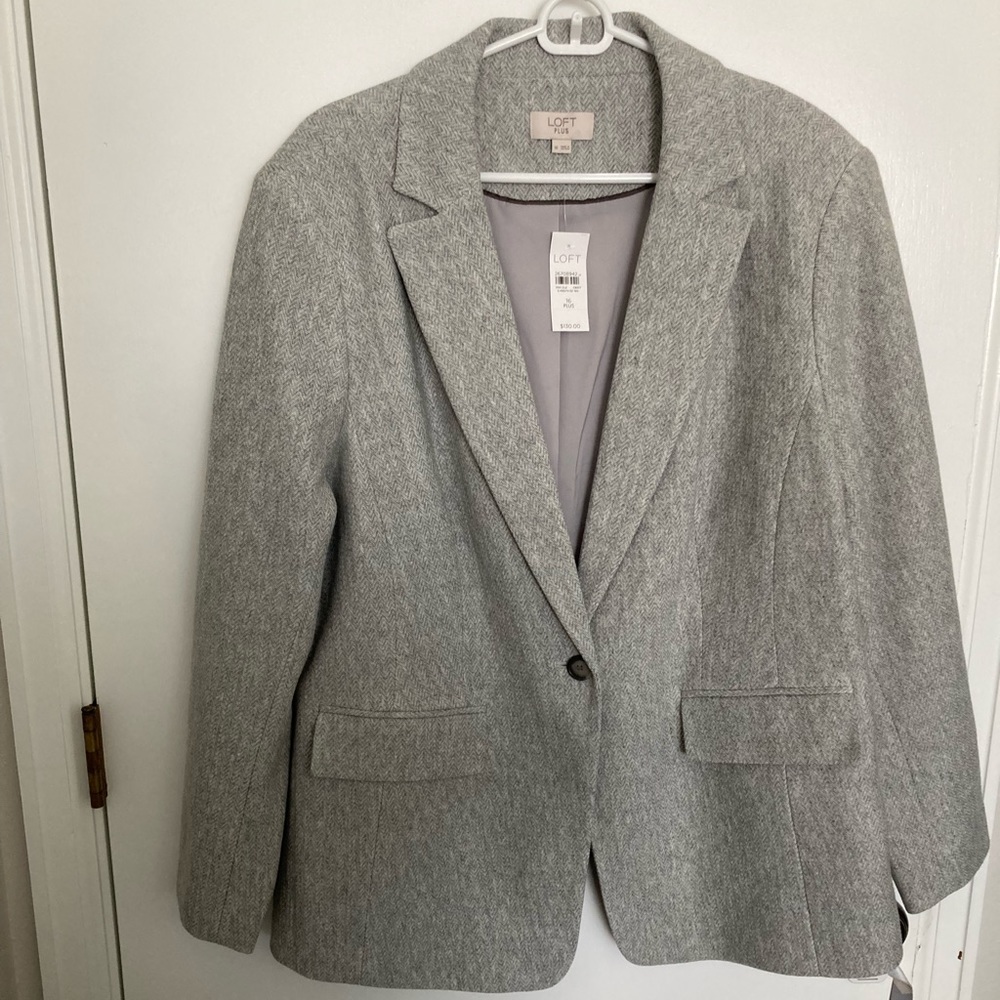 *NWT* LOFT Plus Grey Blazer